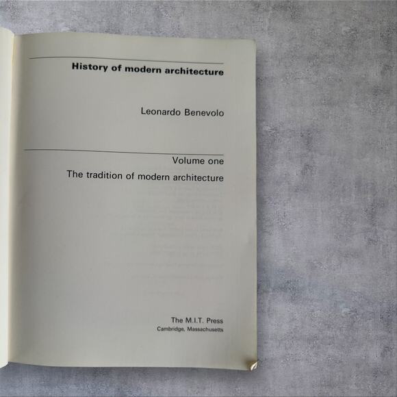 History of Modern Architecture by Leonardo Benevolo Volumes 1 & 2 - Picture 7 of 9